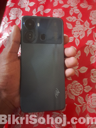 Itel p40